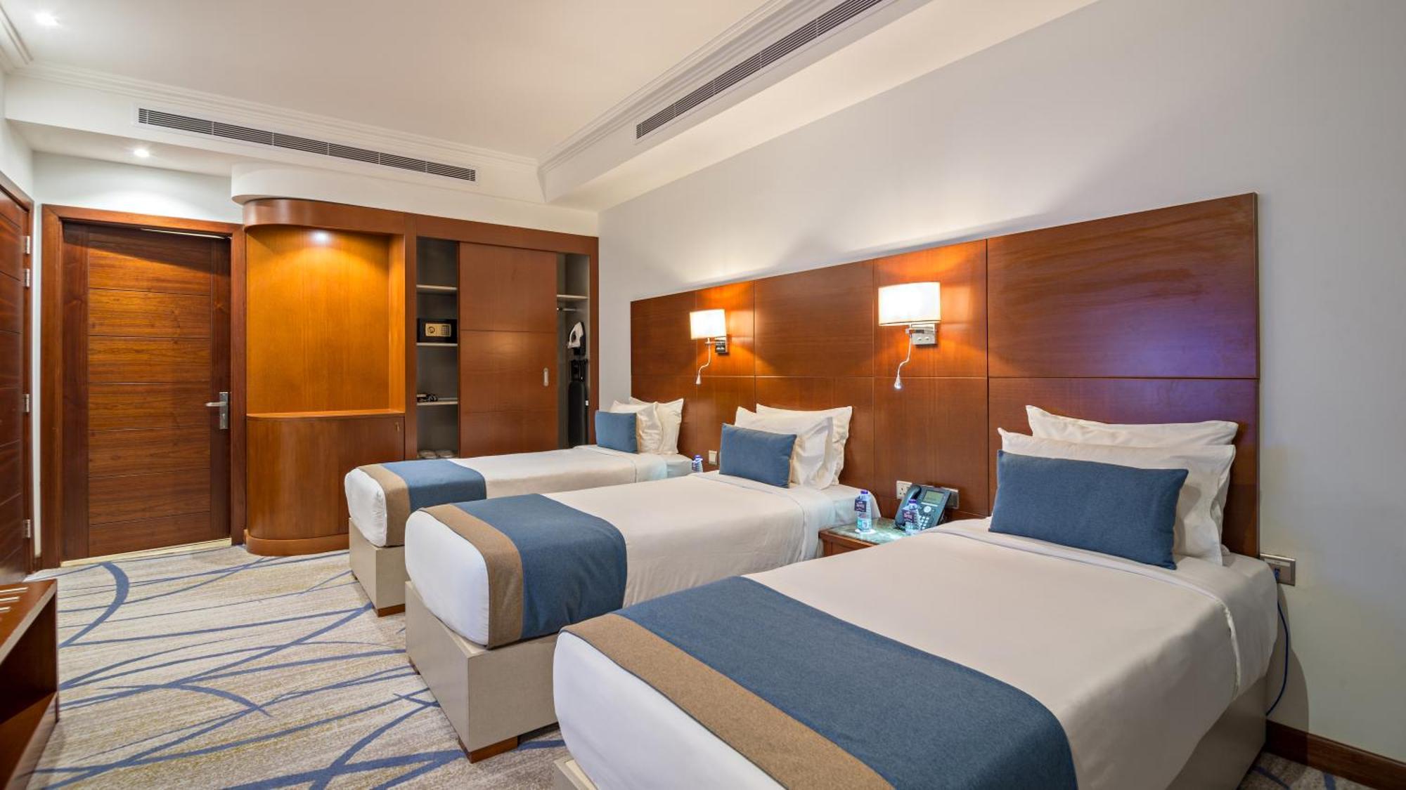 Jiwar Almasi Hotel 3*