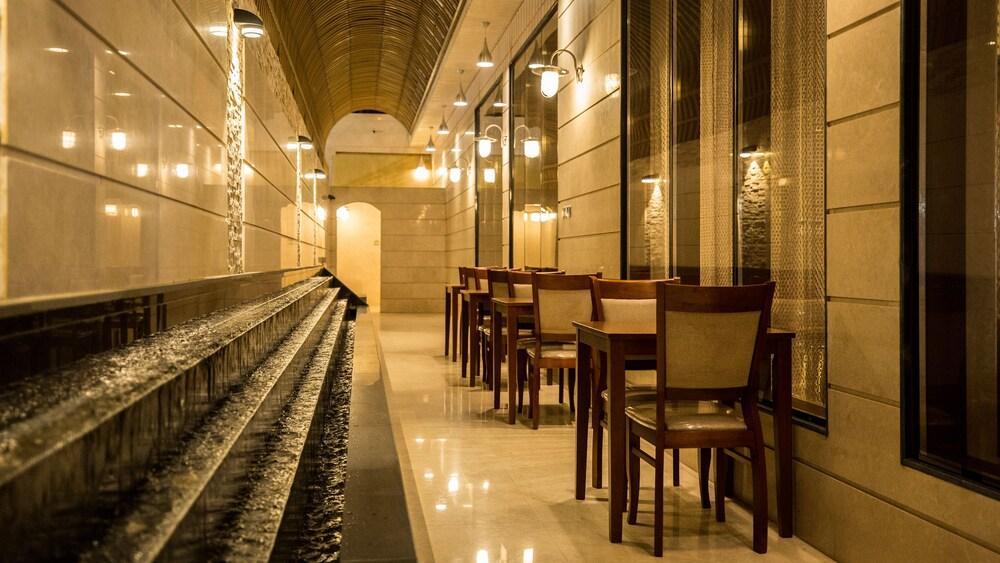 Hotel Jiwar Almasi Jeddah