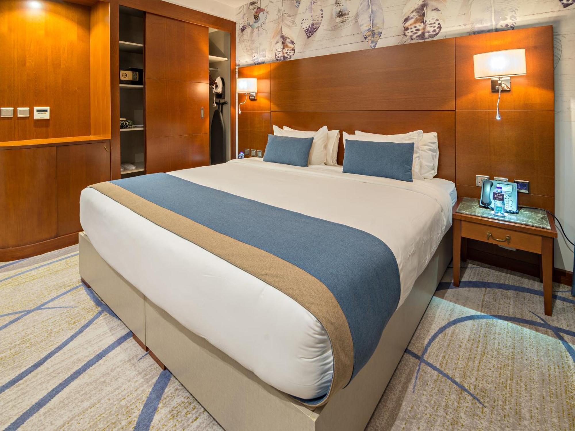 Jiwar Almasi Hotel 3*