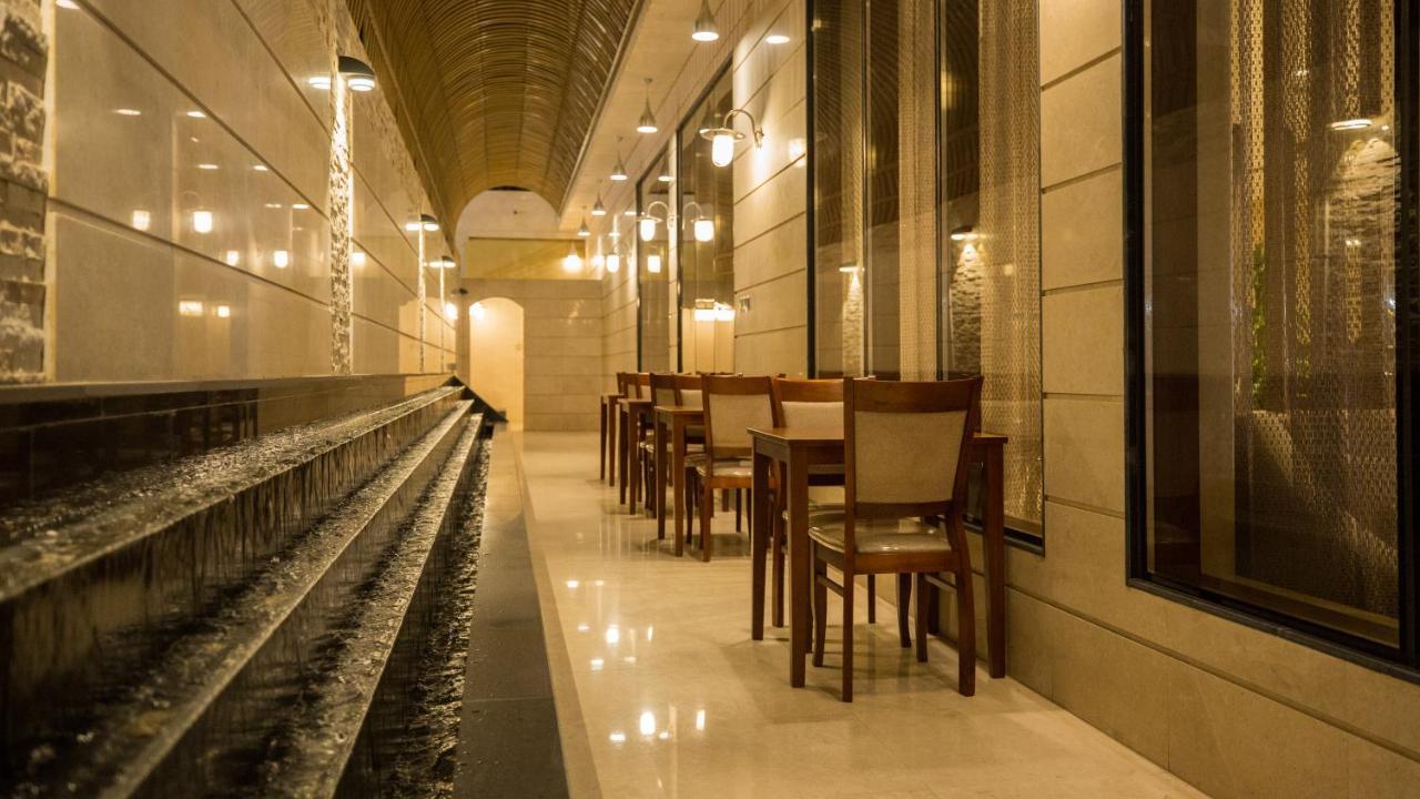 Jiwar Almasi Hotel 3*
